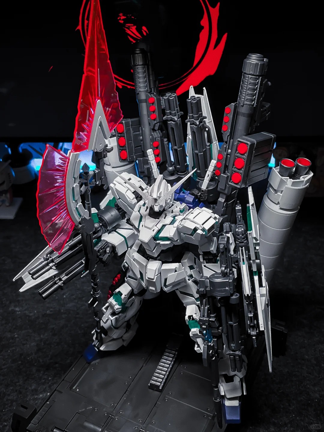 In Stock 1/100 MENGHU Model MG - Model Kit Unicorn recension och pris